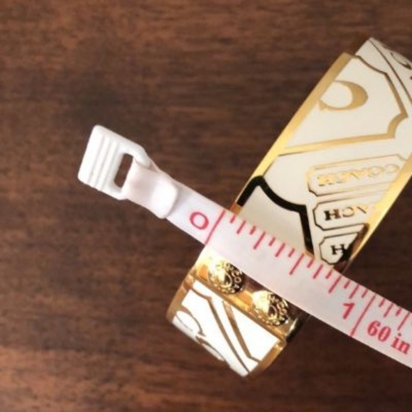Coach Vintage Logo Bracelet - Picture 2 of 8
